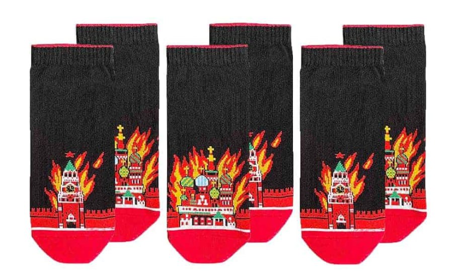 Socks “The Kremlin is burning” short