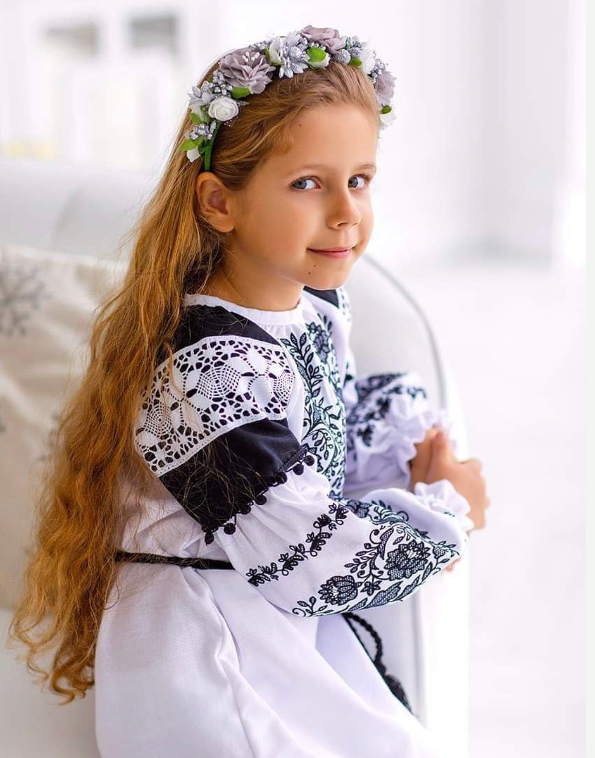 Vyšyvankos suknelė „Melania“