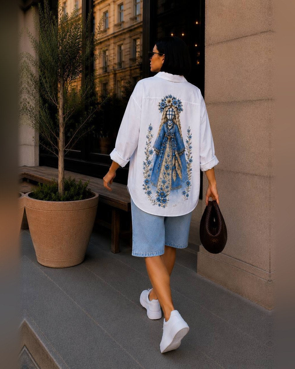 Shirt "Motanka" white – shirt white, blue with floral embroidery (linen), photo 6