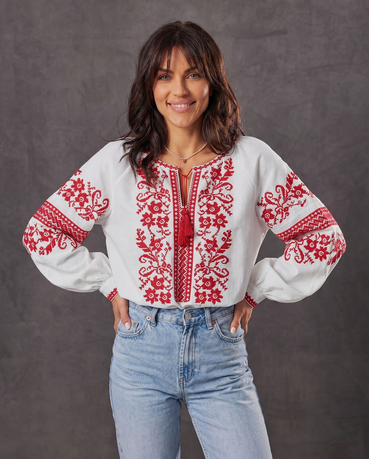 White linen-cotton vyshyvanka blouse with red Ukrainian embroidery, photo 3