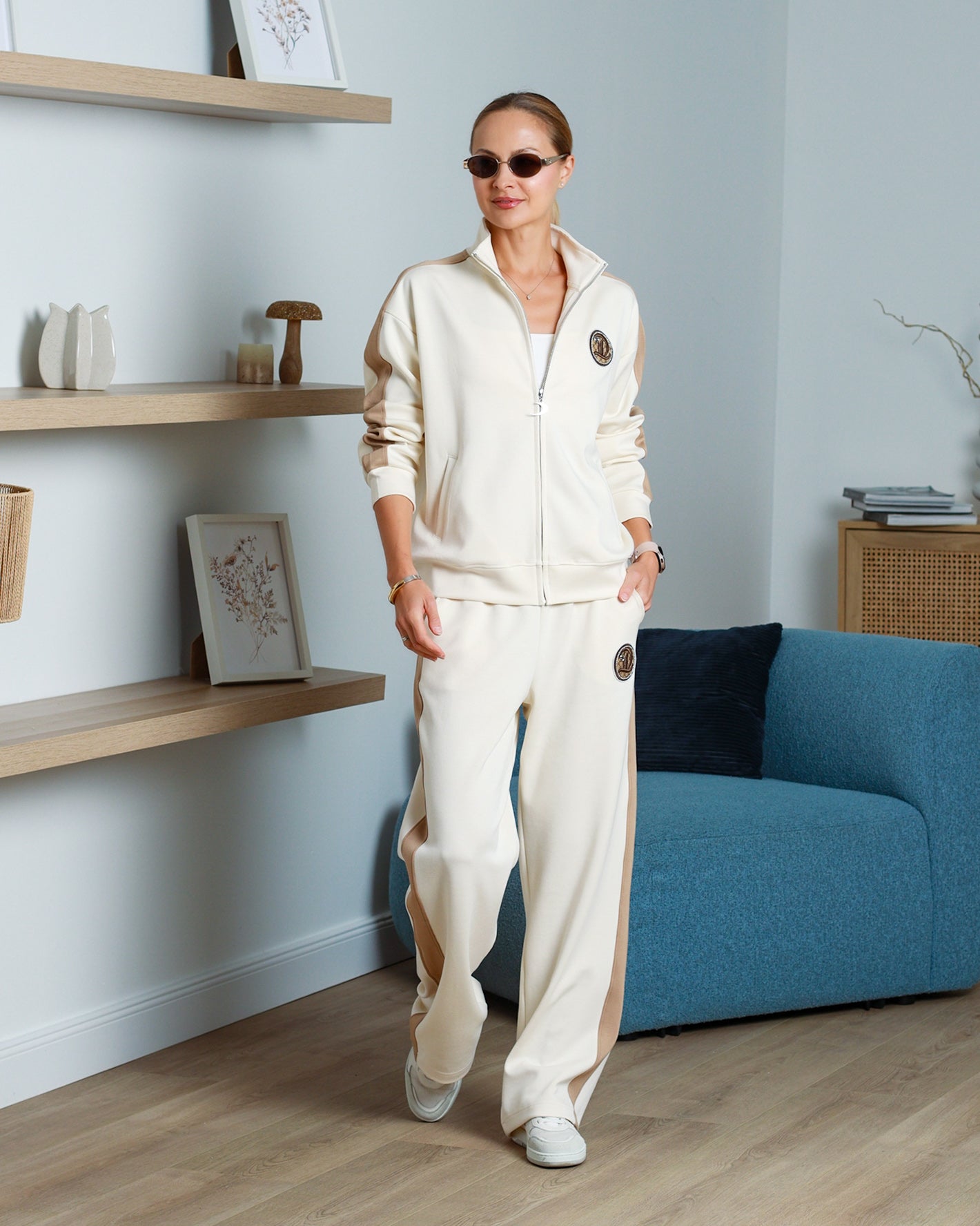 Suit «Katrin LUX» milk