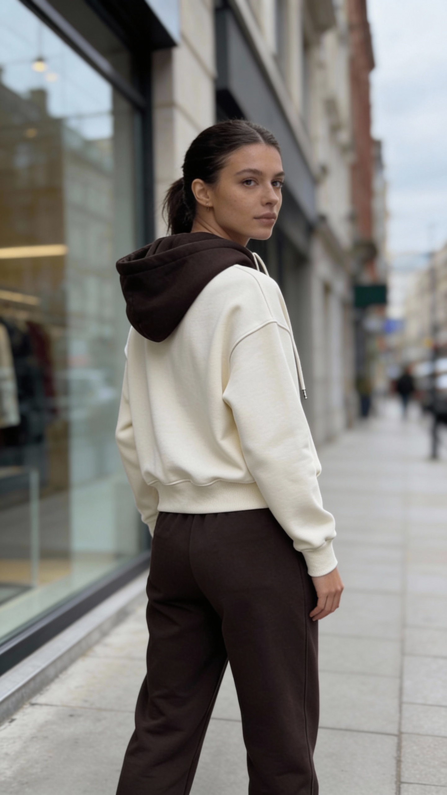 Kostiumas „Fleece LUX“ pieno/šokolado spalvos