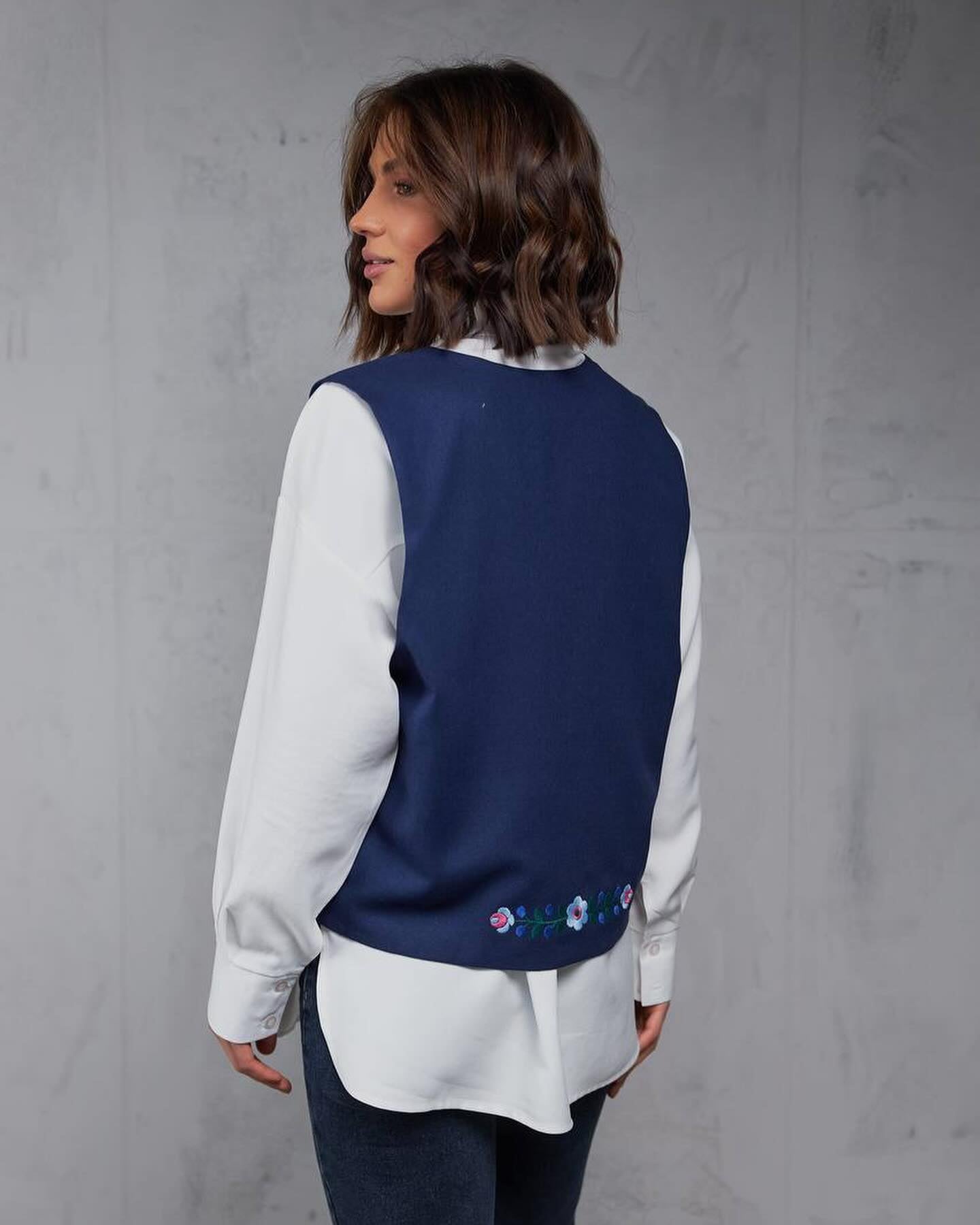 Vest with embroidery "Petrekivka" dark blue