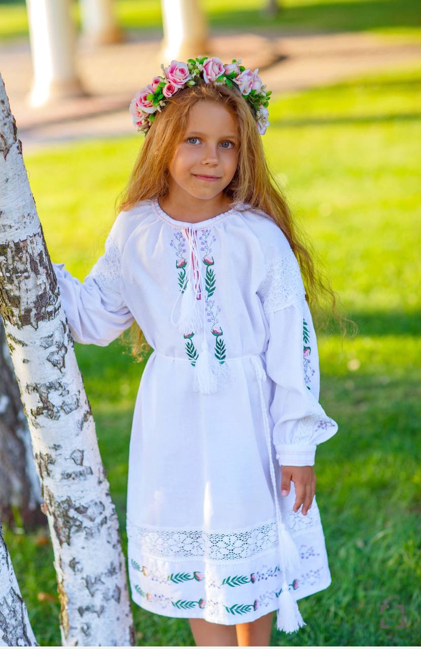 Vyšyvankos suknelė „Rosalia“