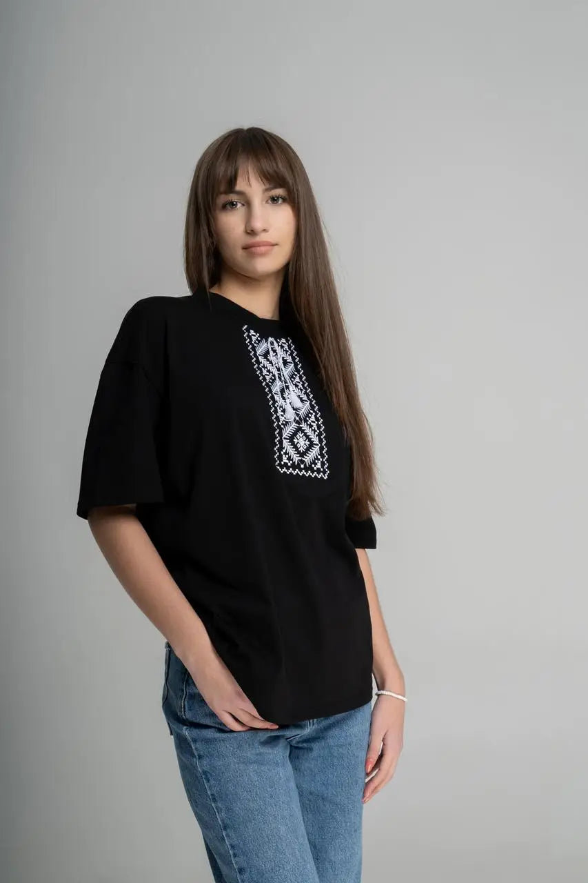 White cotton t-shirt with traditional Ukrainian openwork embroidery, photo 4