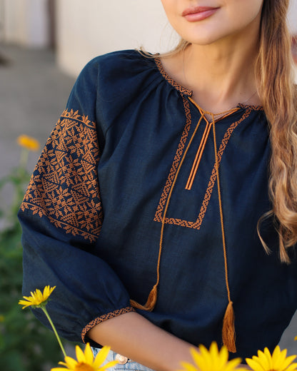 Vyshyvanka "Antonina" (to order)