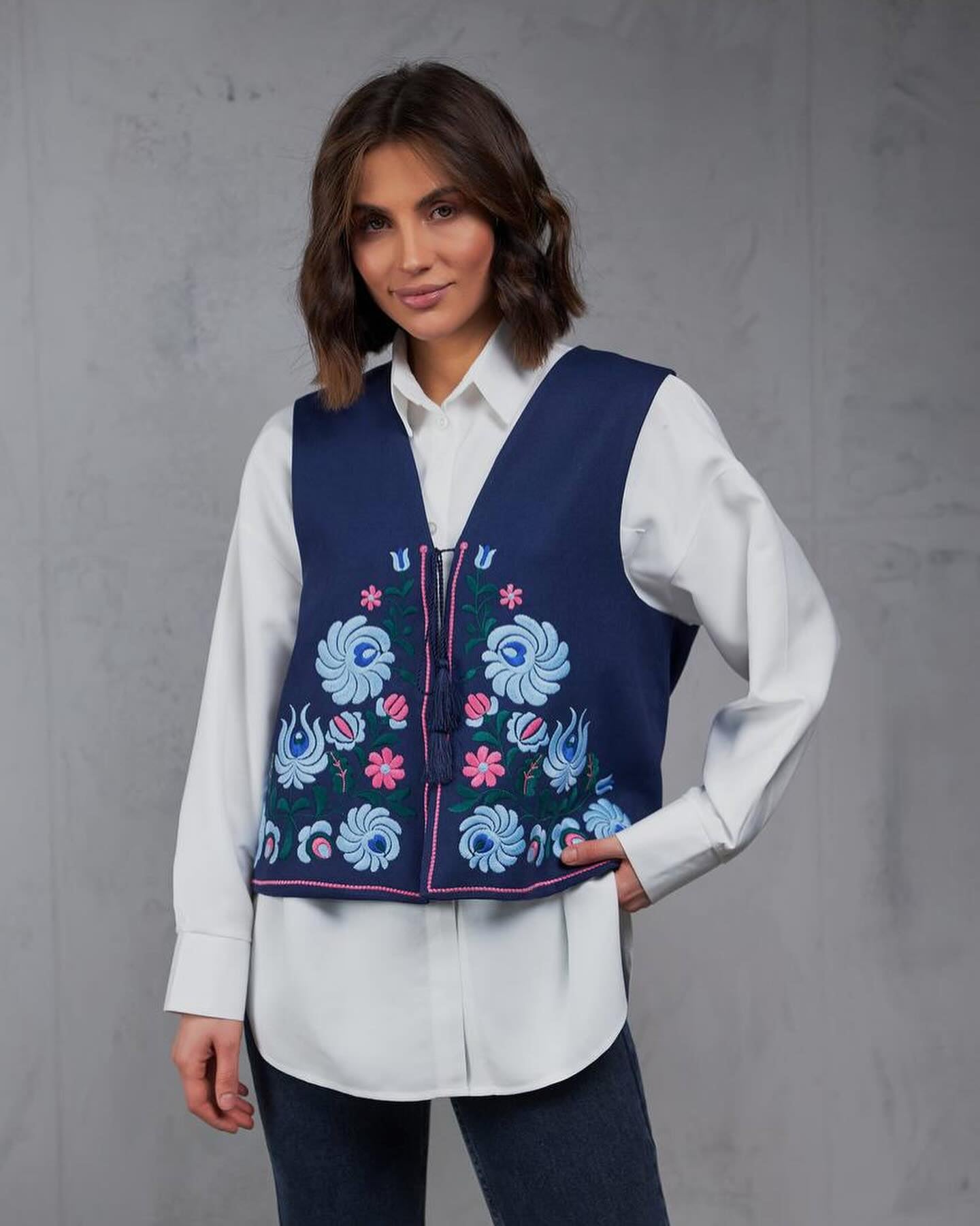 Vest with embroidery "Petrekivka" dark blue