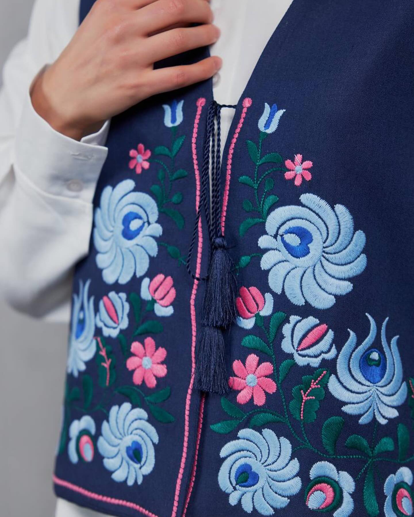 Vest with embroidery "Petrekivka" dark blue