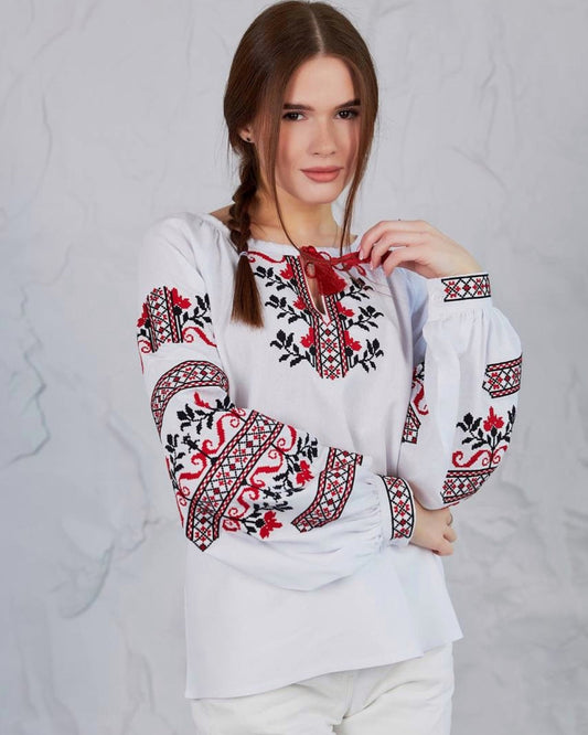 Vyshyvanka "Stozhary" white