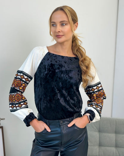 Vyshyvanka “AKILINA” (to order)