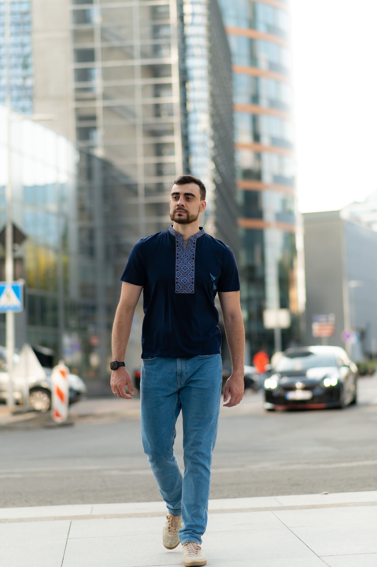 Purple and gray embroidered cotton t-shirt with Cossack-style geometric ornament, photo 3