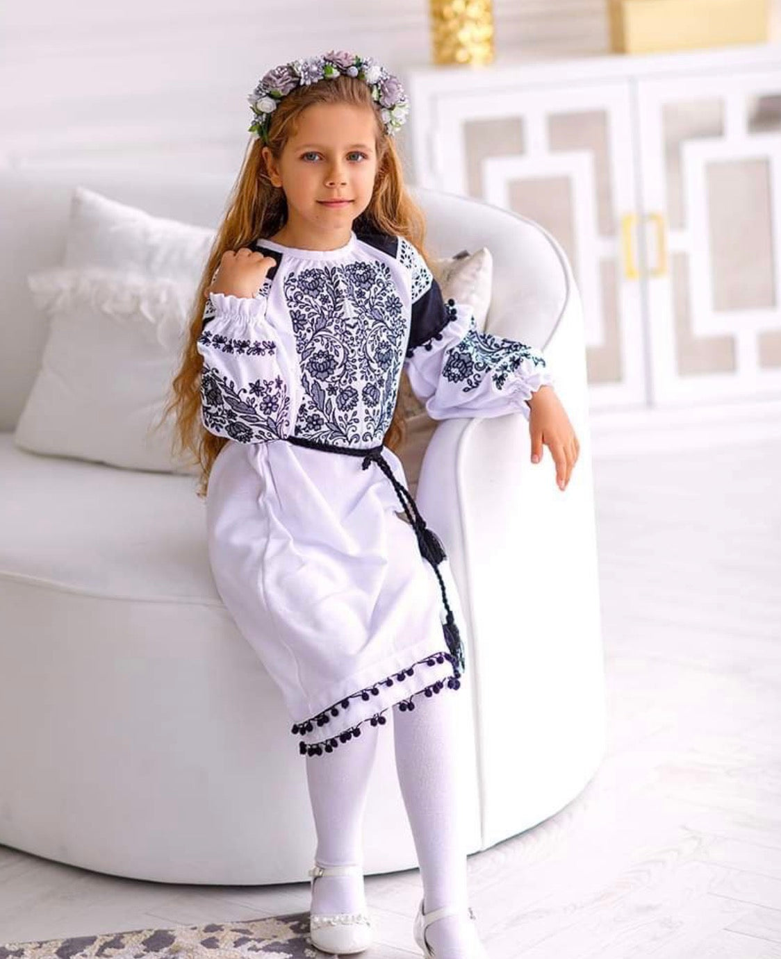 Vyšyvankos suknelė „Melania“