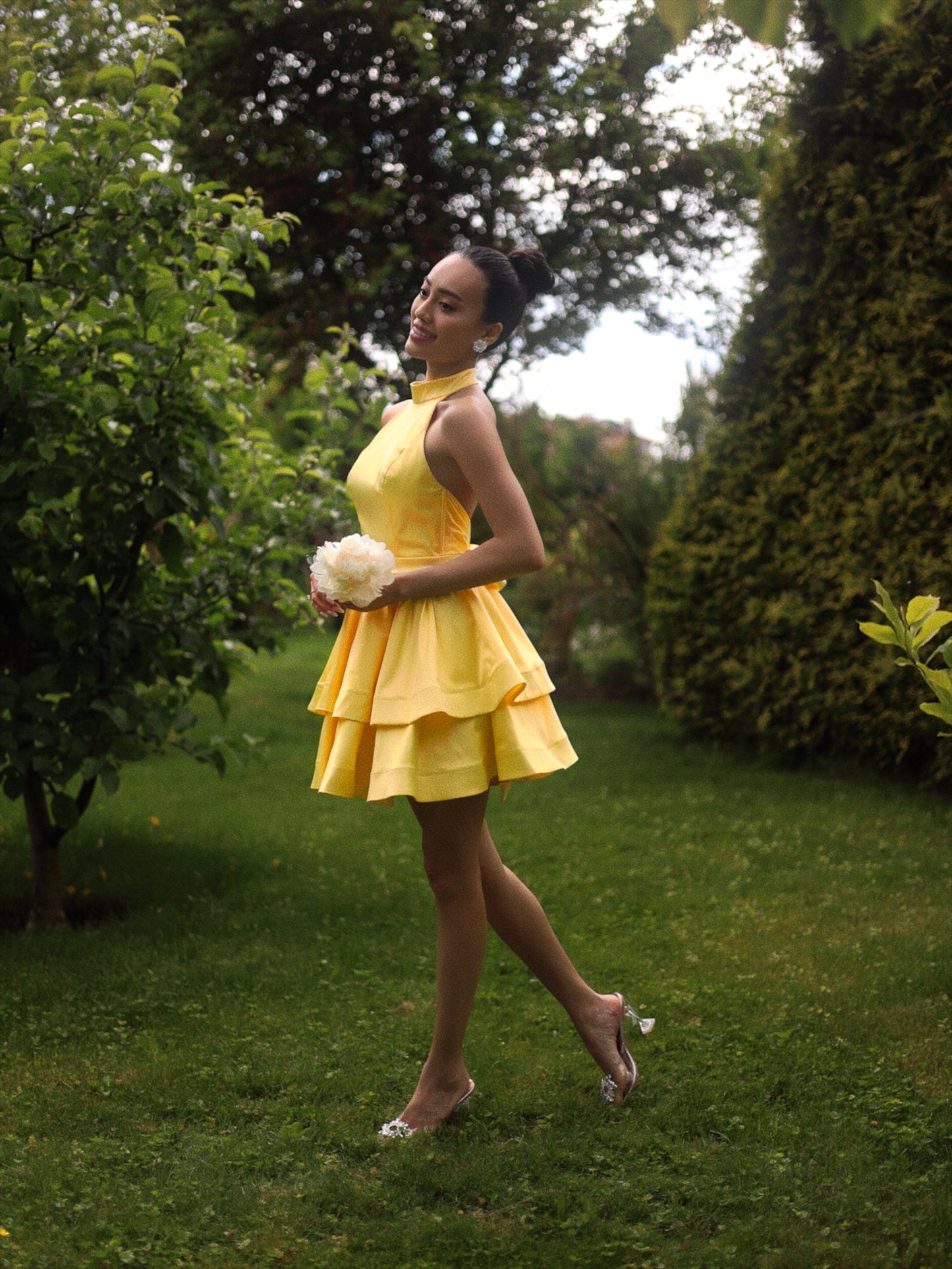 Suknelė „Elegancija“ geltona