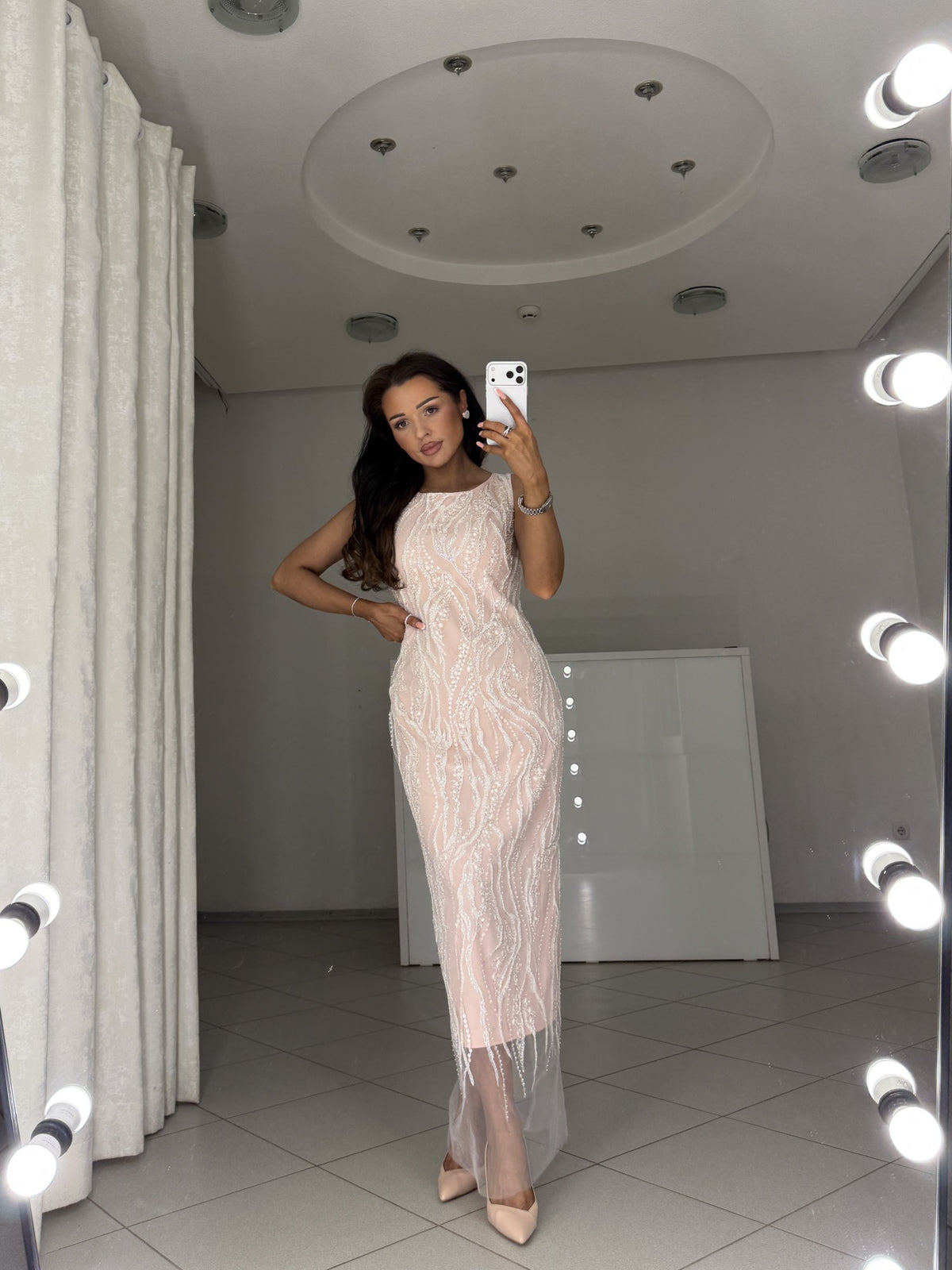 Powder guipure midi dress Alba - front view with hand on hip