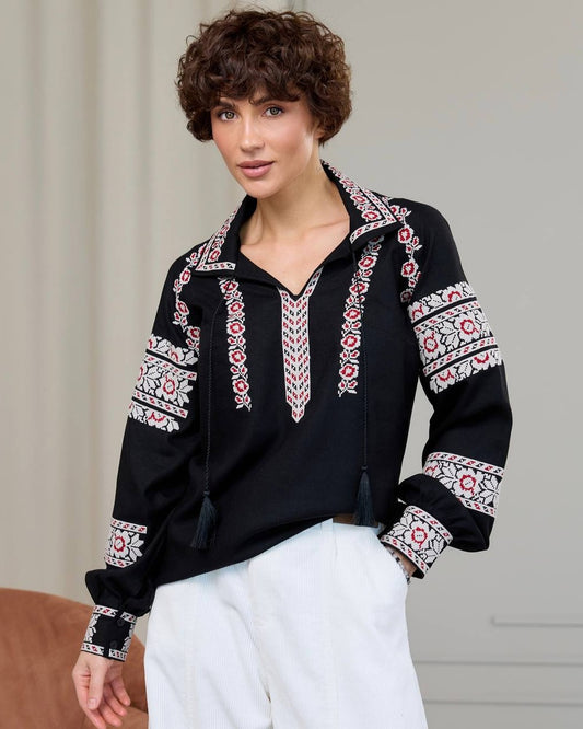 Vyšyvanka "Zernia" juoda
