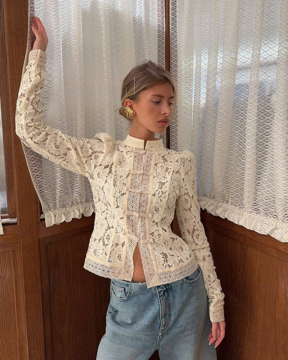Langarm-Spitzenbluse „Bohemia“