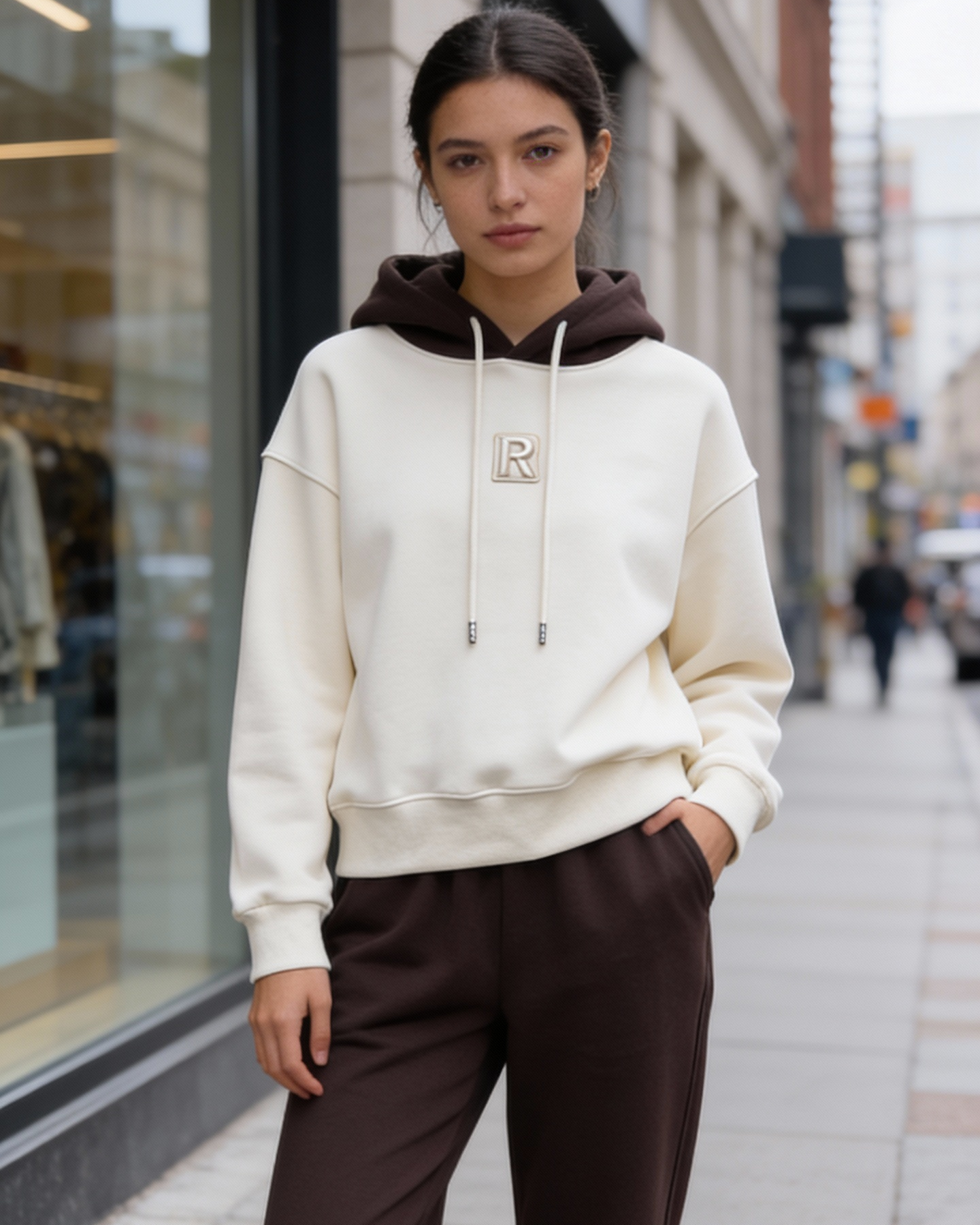 Kostiumas „Fleece LUX“ pieno/šokolado spalvos