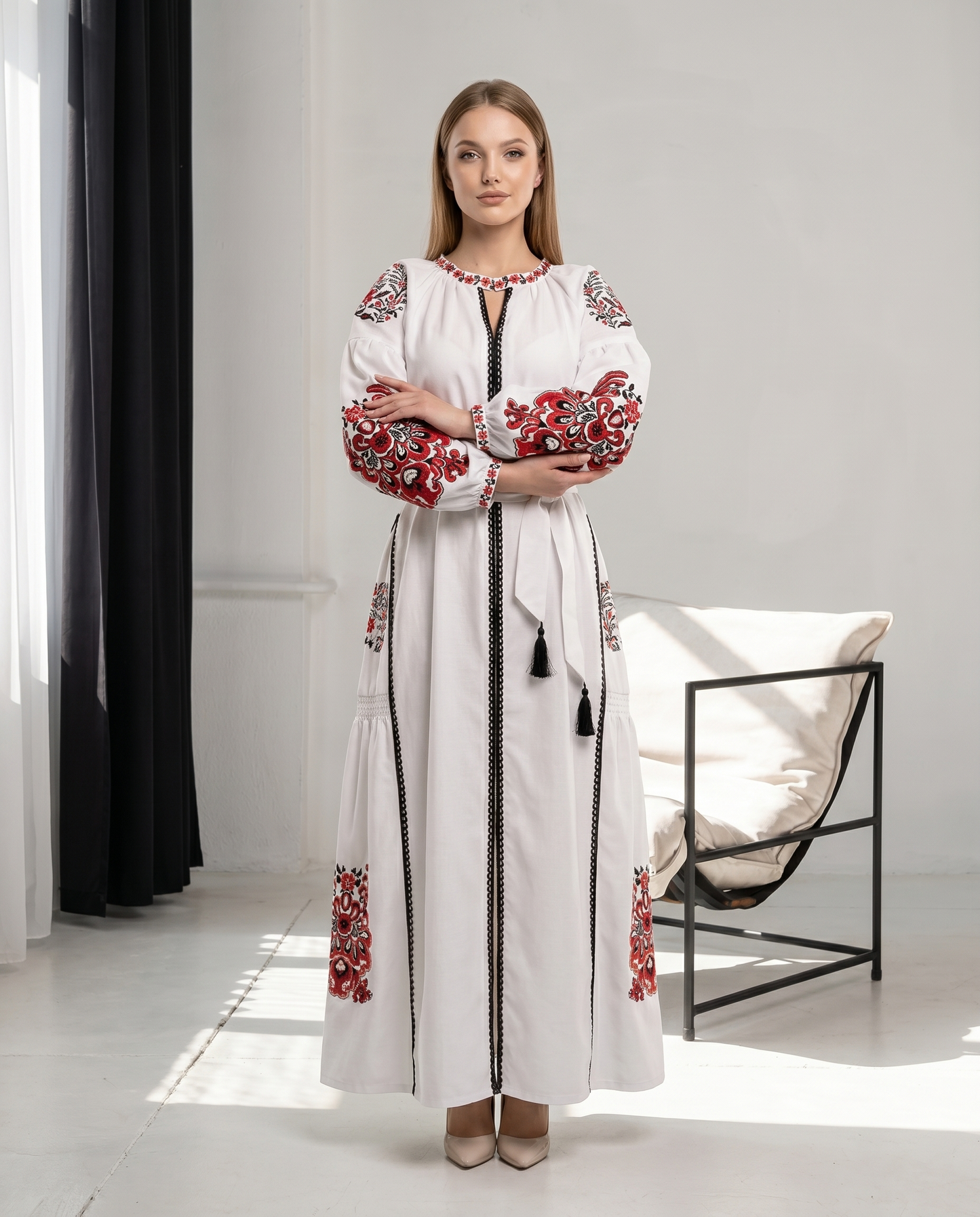 Vyšyvankos suknelė Makivka