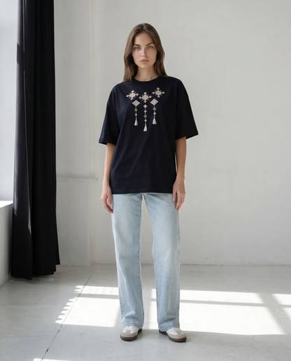 Black oversized cotton t-shirt with geometric rhombus-pattern Ukrainian embroidery, photo 4