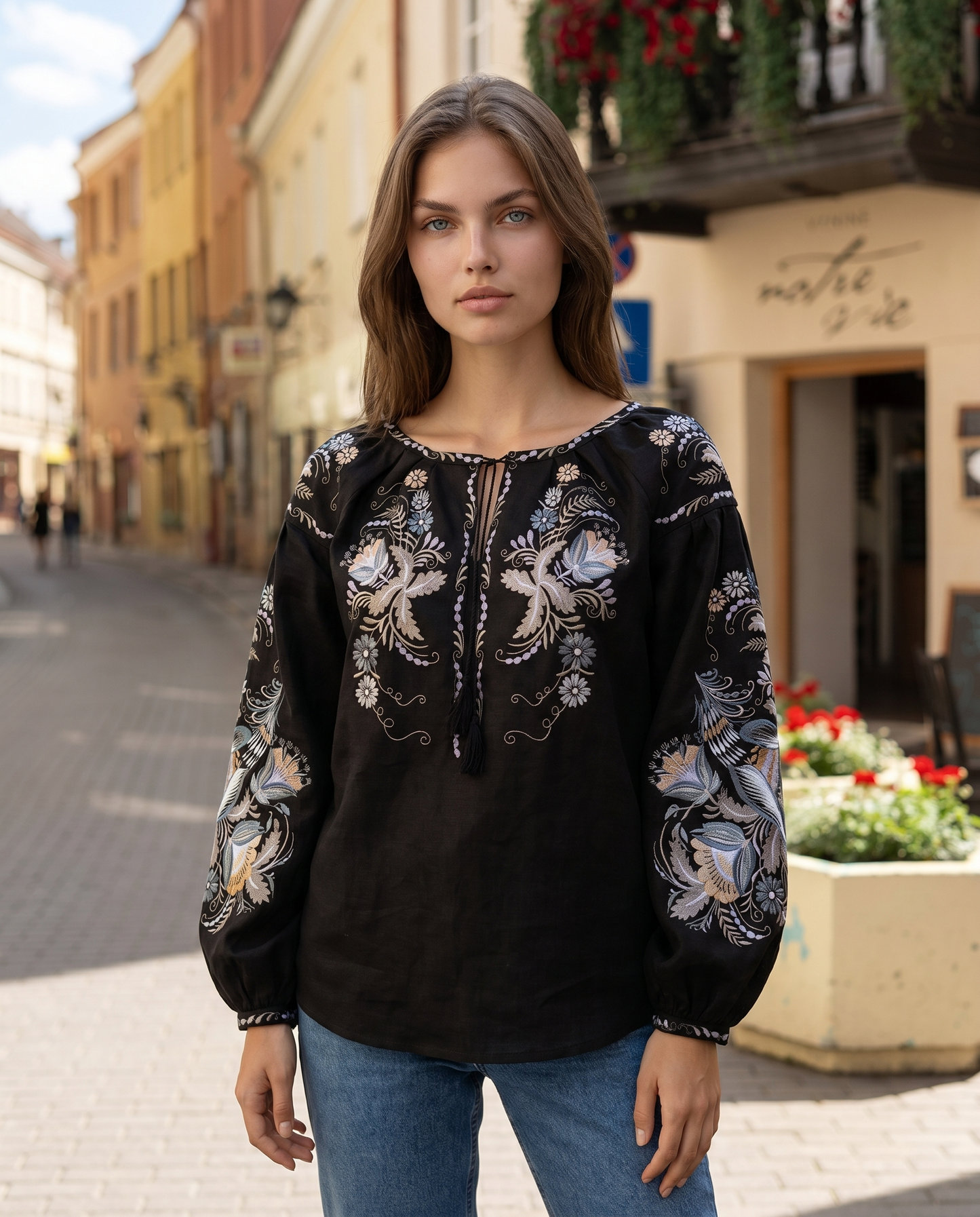 Vyshyvanka "Sicilia" black