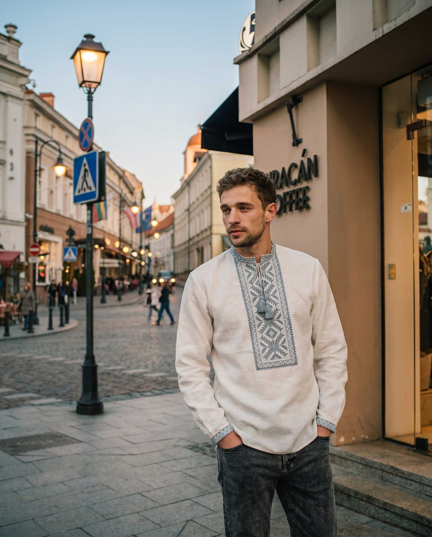 Вишиванка “Orest” біла