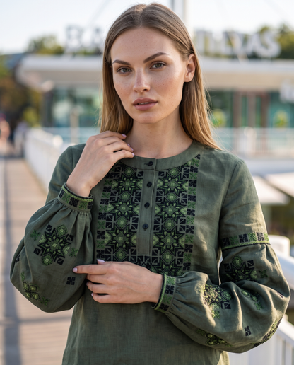 Vyšyvanka "Verbena" alyvuogių