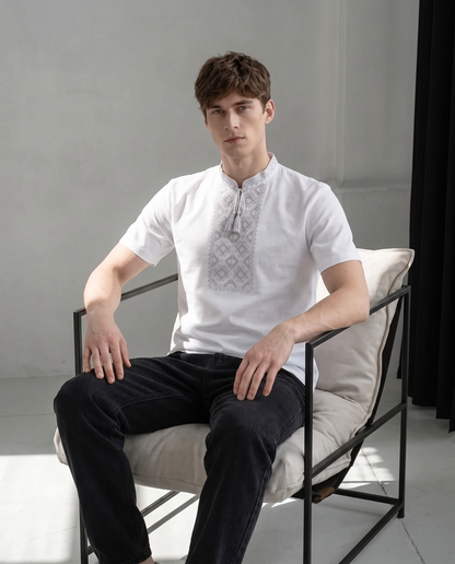 White and gray embroidered cotton t-shirt with geometric Ukrainian ornament, photo 2
