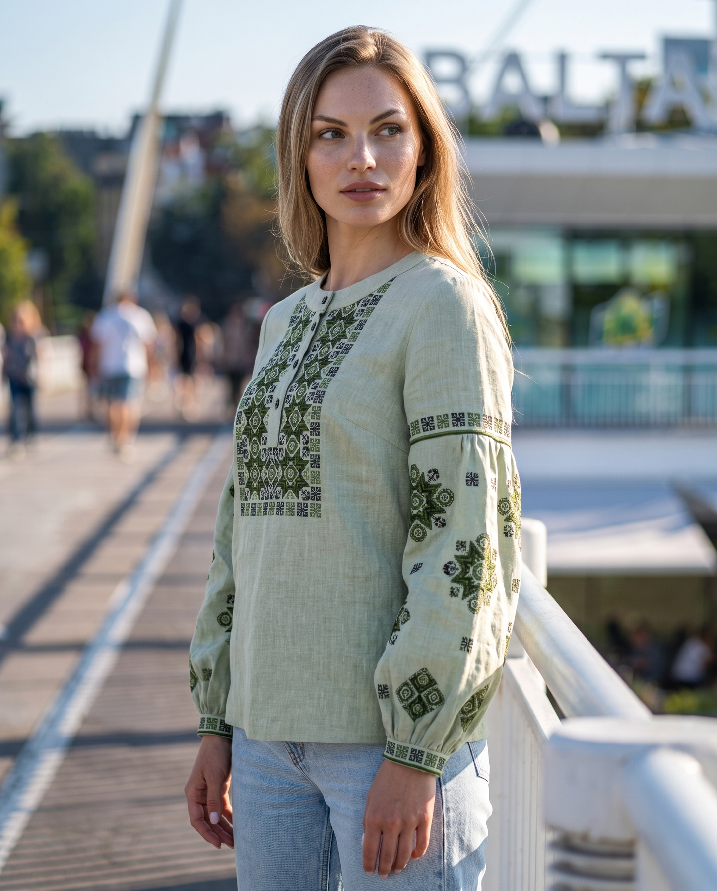 Вишиванка  "Verbena" зелена