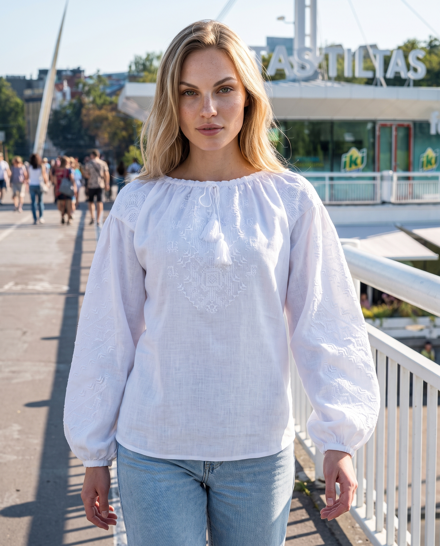 Vyshyvanka "Bilka"