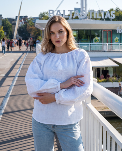 Vyshyvanka "Bilka"