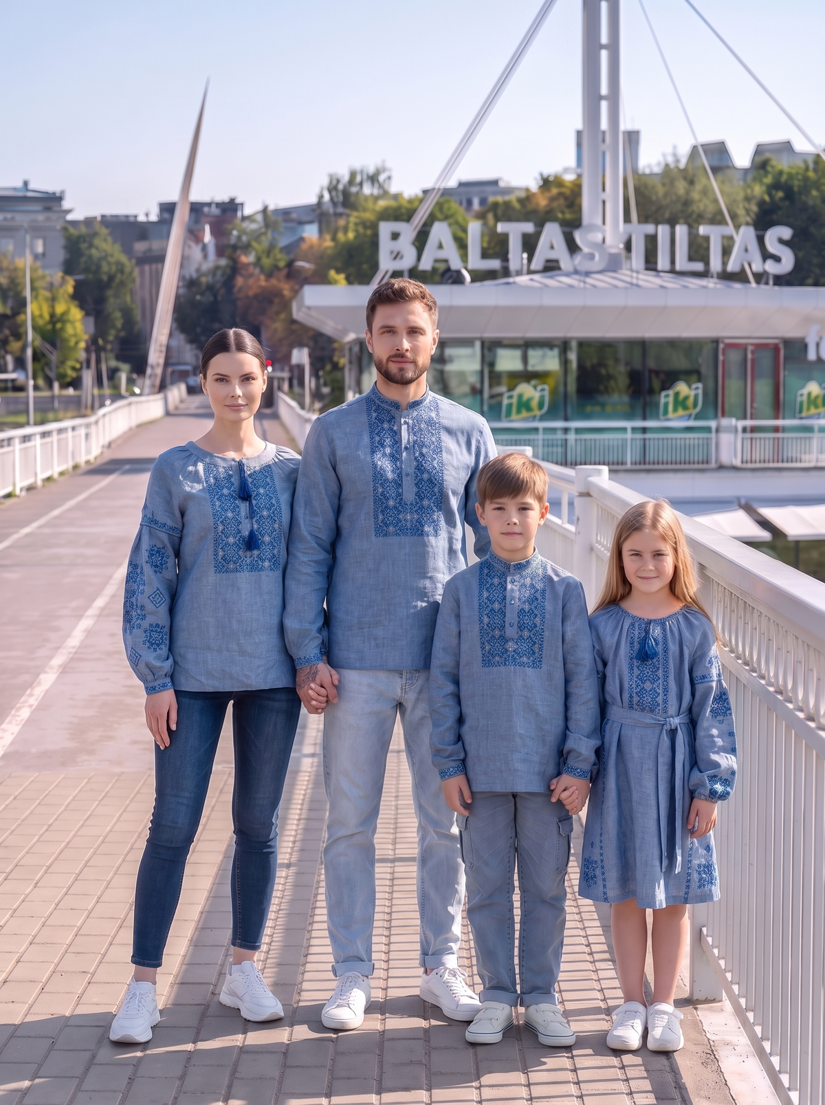 Family Set "Blakyt" – palaidinė tamsiai mėlyna su ornamento siuvinėjimu (lininis), nuotrauka 4