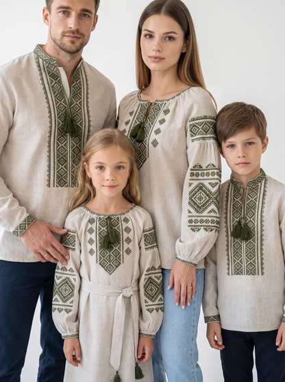 Family set "Nezlamni" – сімейний комплект вишиванок бежевий з зеленою геометричною вишивкою (льняний), photo 2