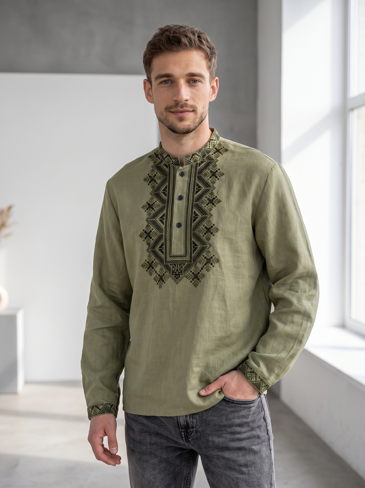 Вишиванка “Arsen” зелена