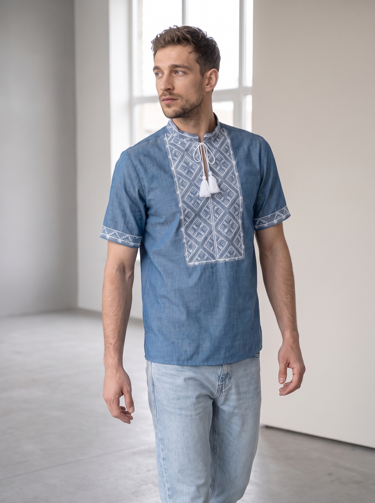 Vyshyvanka "Modernist" short