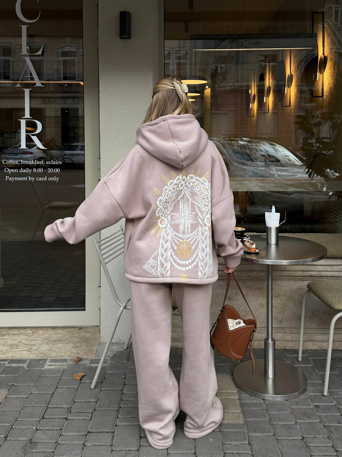 Trainingsanzug „Motanka“ beige