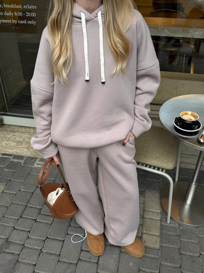 Trainingsanzug „Motanka“ beige
