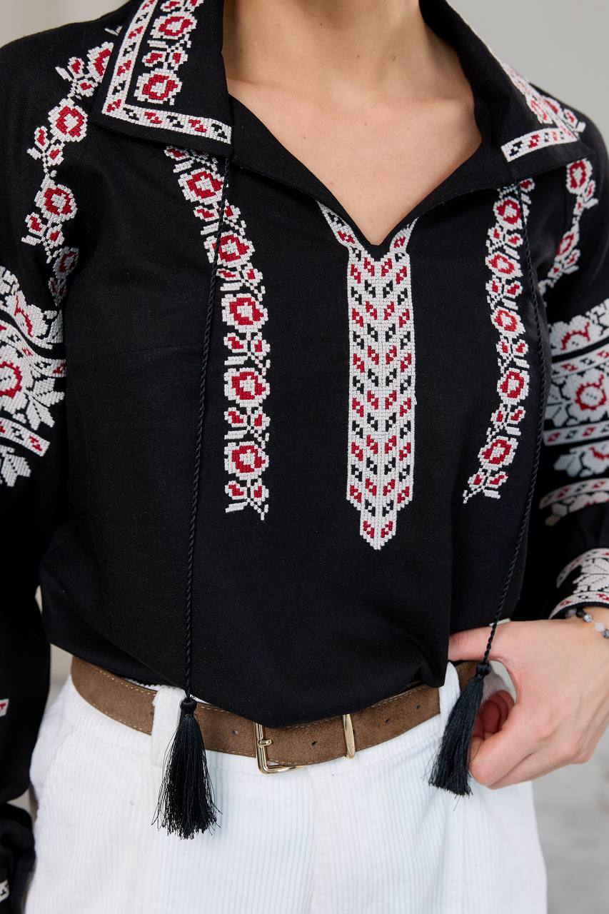 Vyshyvanka “Liya”