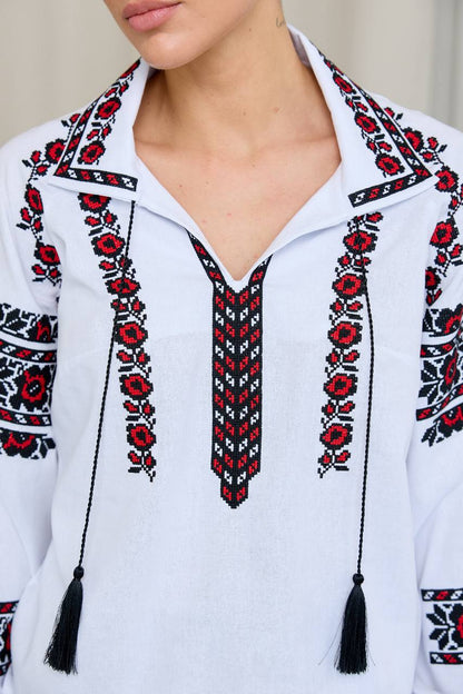 Vyšyvanka „Eleonora“