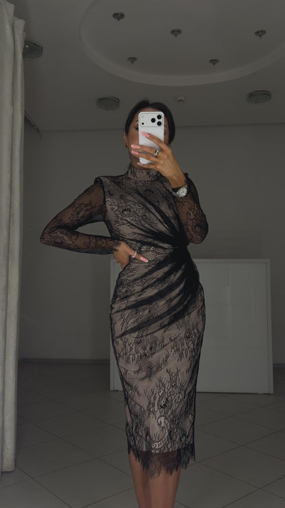 Agata milky lace maxi dress - video