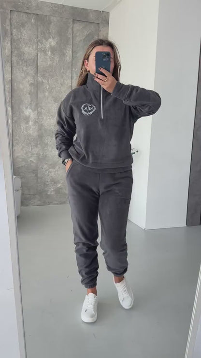 Graphite fleece tracksuit with half-zip sweatshirt and joggers, video