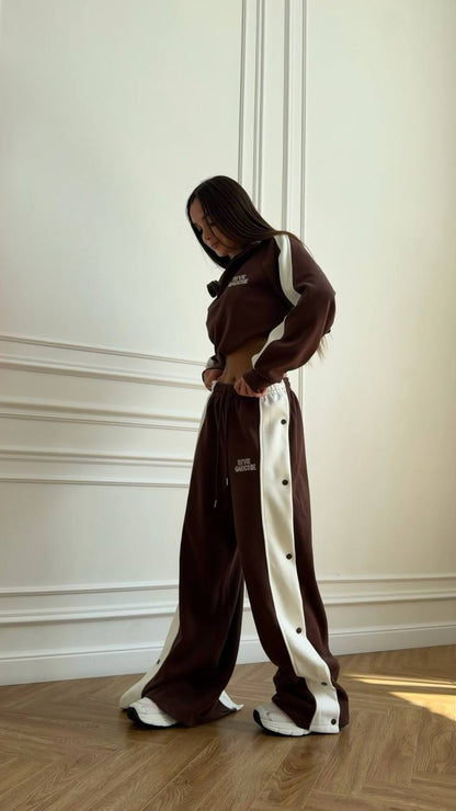 Sport suit Nola chocolate cropped sweatshirt and wide-leg snap pants, side view