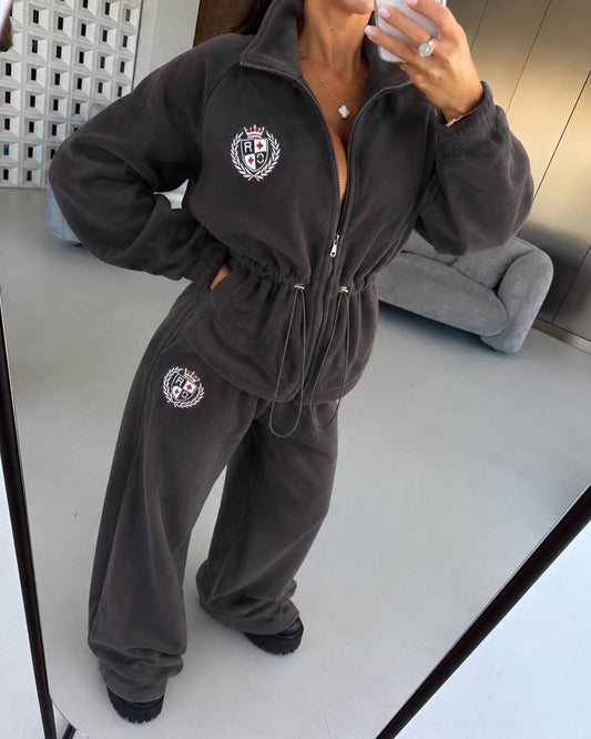 Graphite fleece tracksuit "Vessa" with embroidered crest - zip jacket and wide-leg trousers, front view